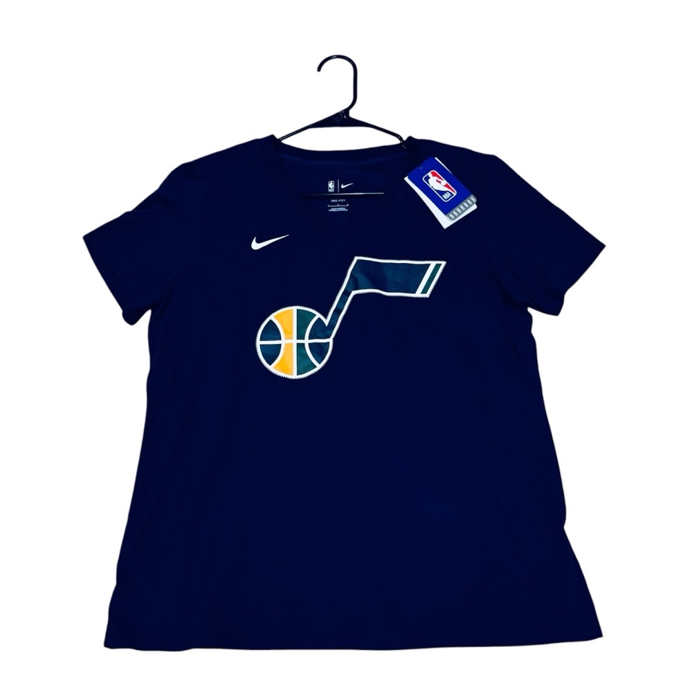 NWT Women’s NBA Nike Tee Utah Jazz Navy Blue V-Neck Short Sleeve Tee  Size Large